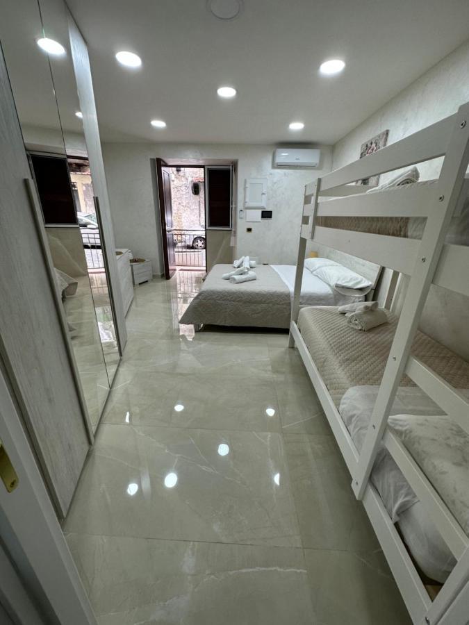 Chloehouse Apartment Naples Exterior photo